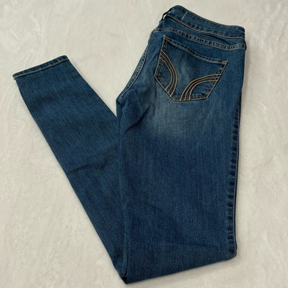 HOLLISTER Women's Normal Wash Y2K Denim Skinny Jeans - blue, size 1R waist 25